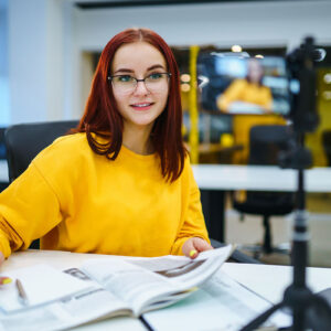 What are the different types of business licenses available in Dubai?